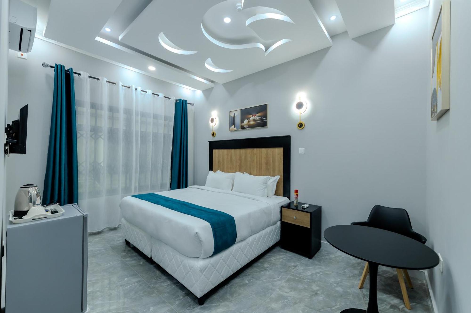 Newday Lodge Apartments ルサカ エクステリア 写真